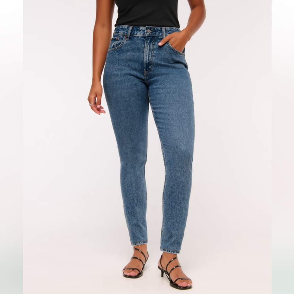 Abercrombie & Fitch Curve Love High Rise Modern Skinny Jean